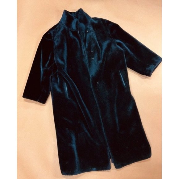 20% OFF!! - SALE 🚨Vintage 80s Black Faux Fur Ankle Length Unisex Oversized Coat - Picture 3 of 10